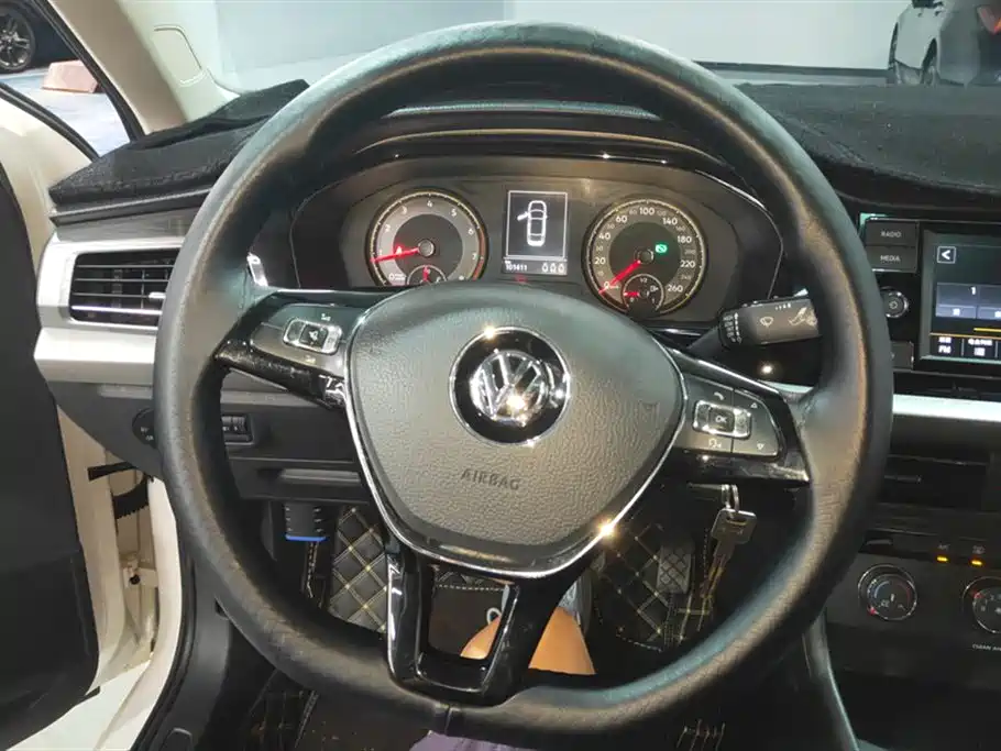 Volkswagen Lavida