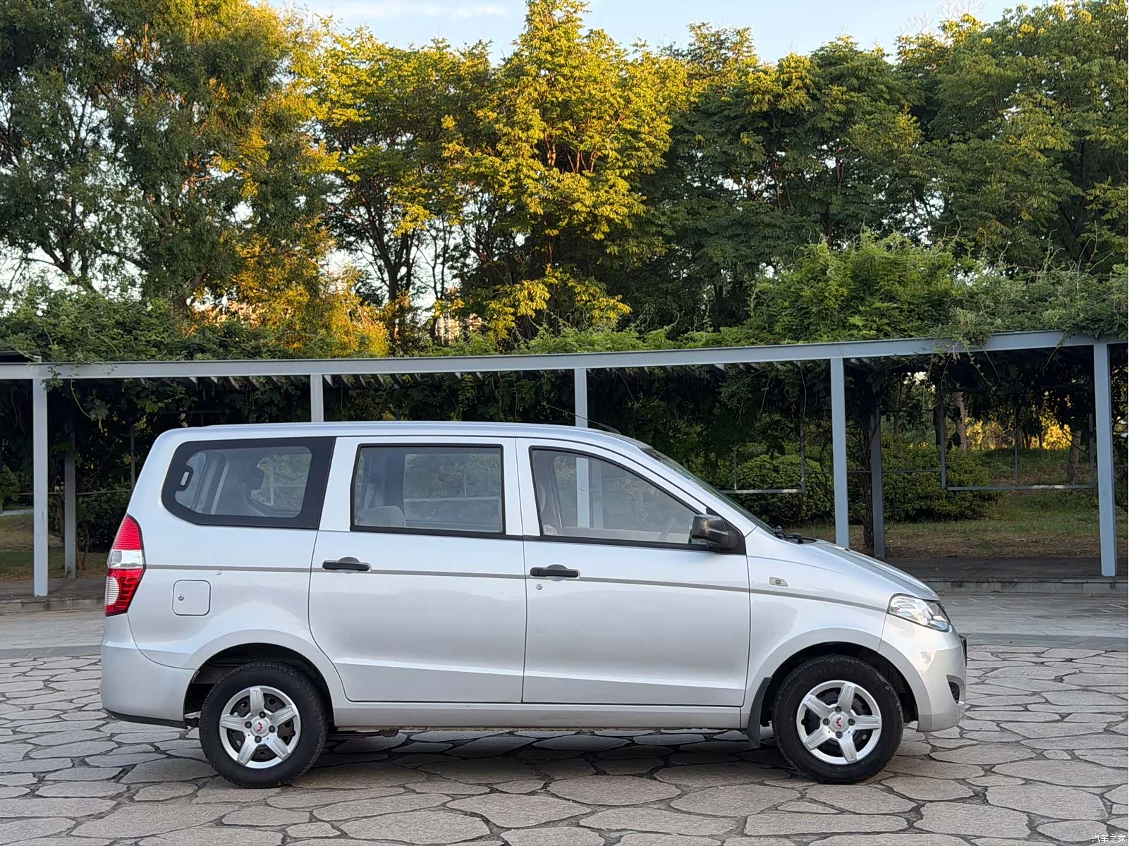 Wuling Hongguang, 2015 7