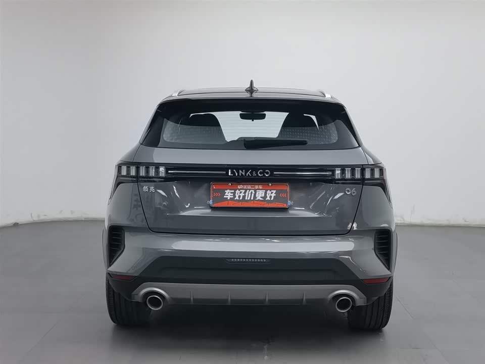 Lynk & Co 06