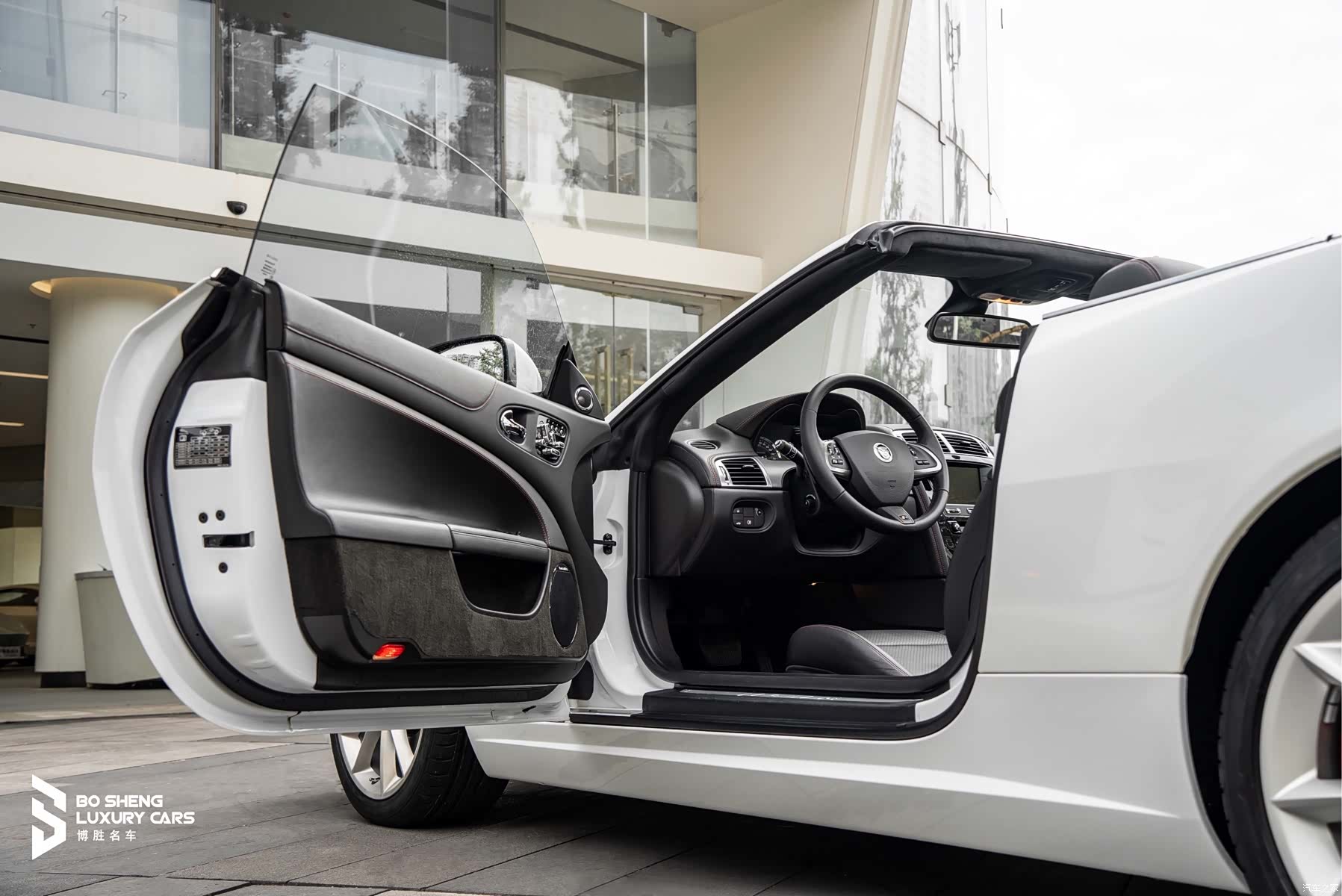Jaguar XK, 2012 19