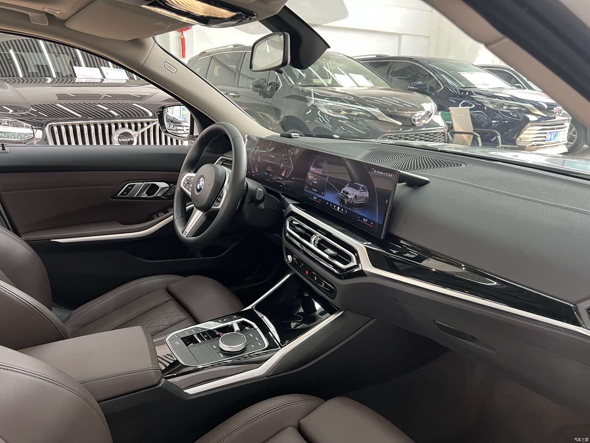 BMW 3 Series, 2024 21
