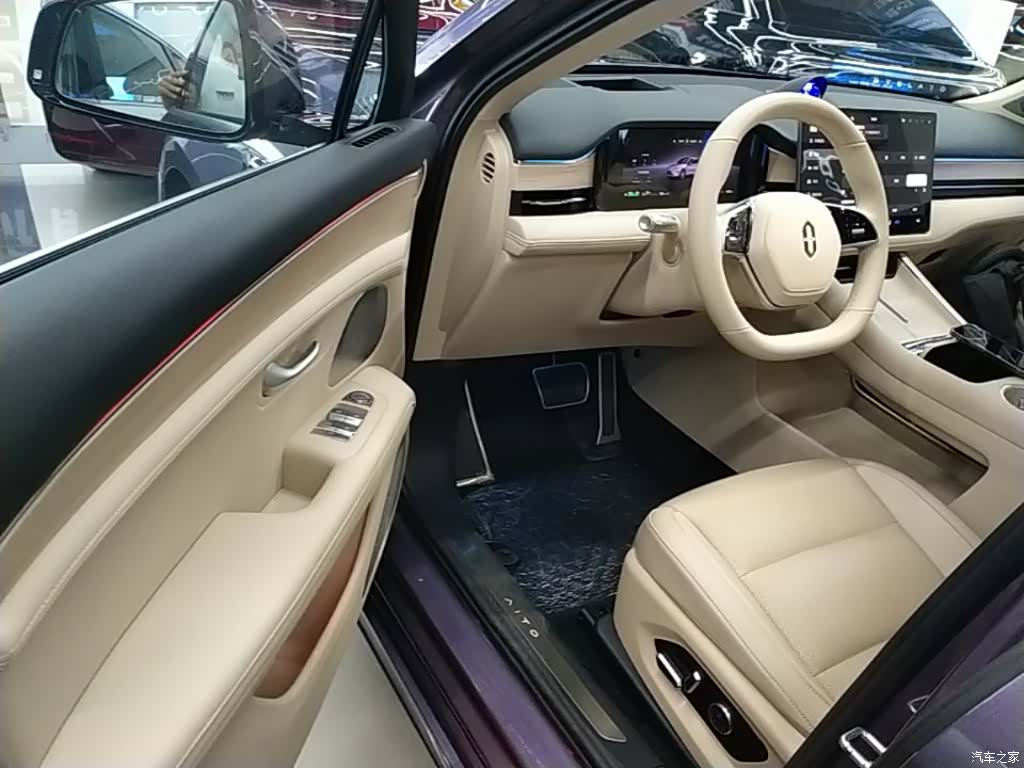 AITO M5, 2025 16