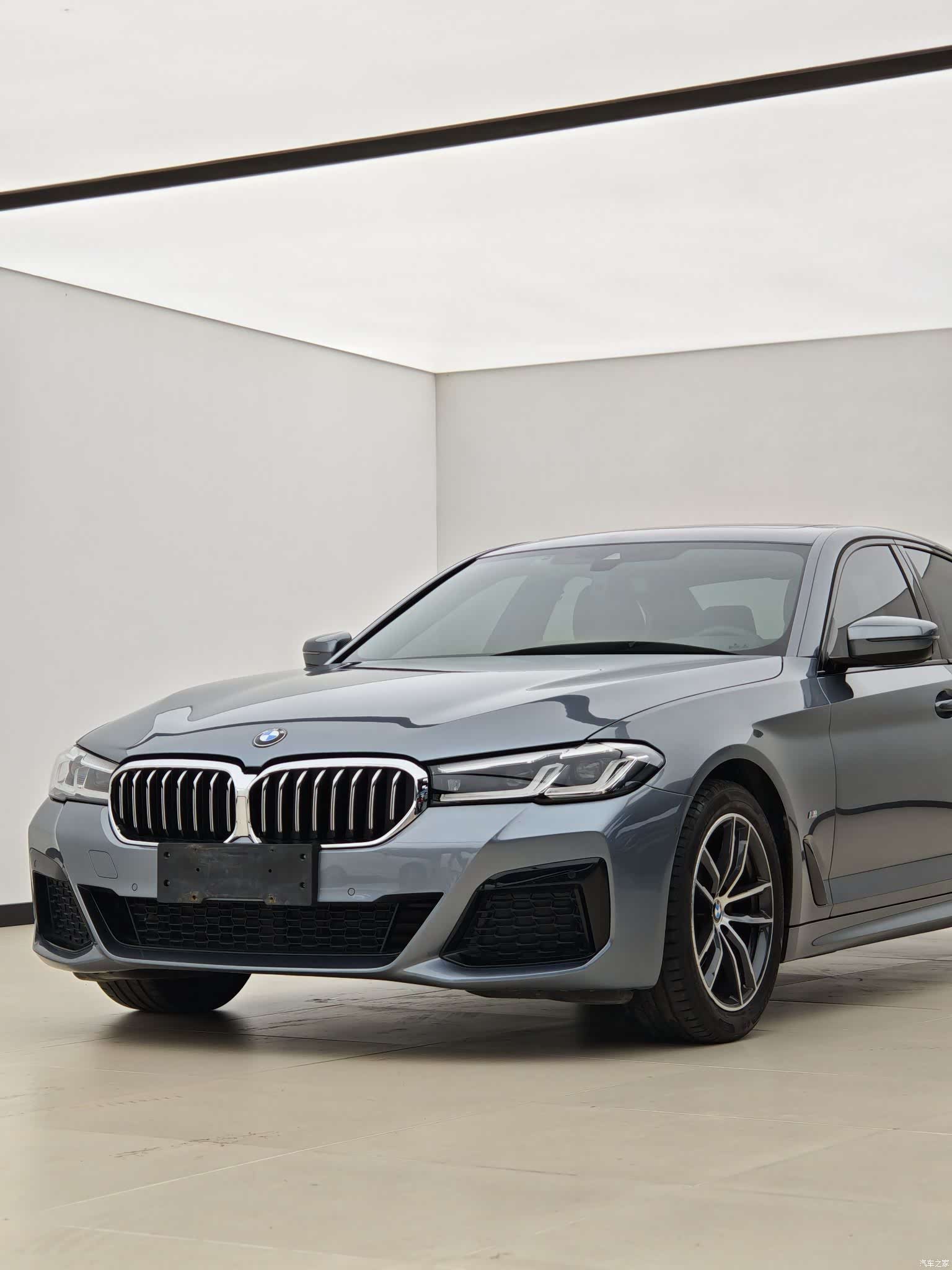 BMW 5 Series, 2021 3
