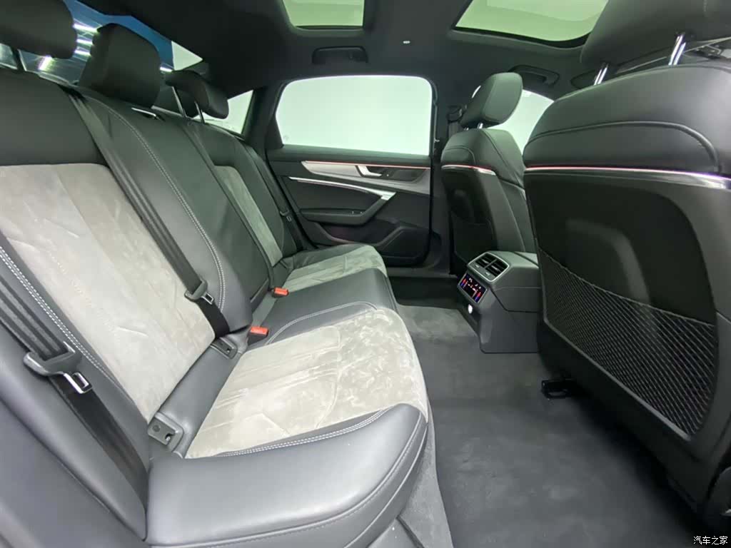 Audi A6L, 2022 26