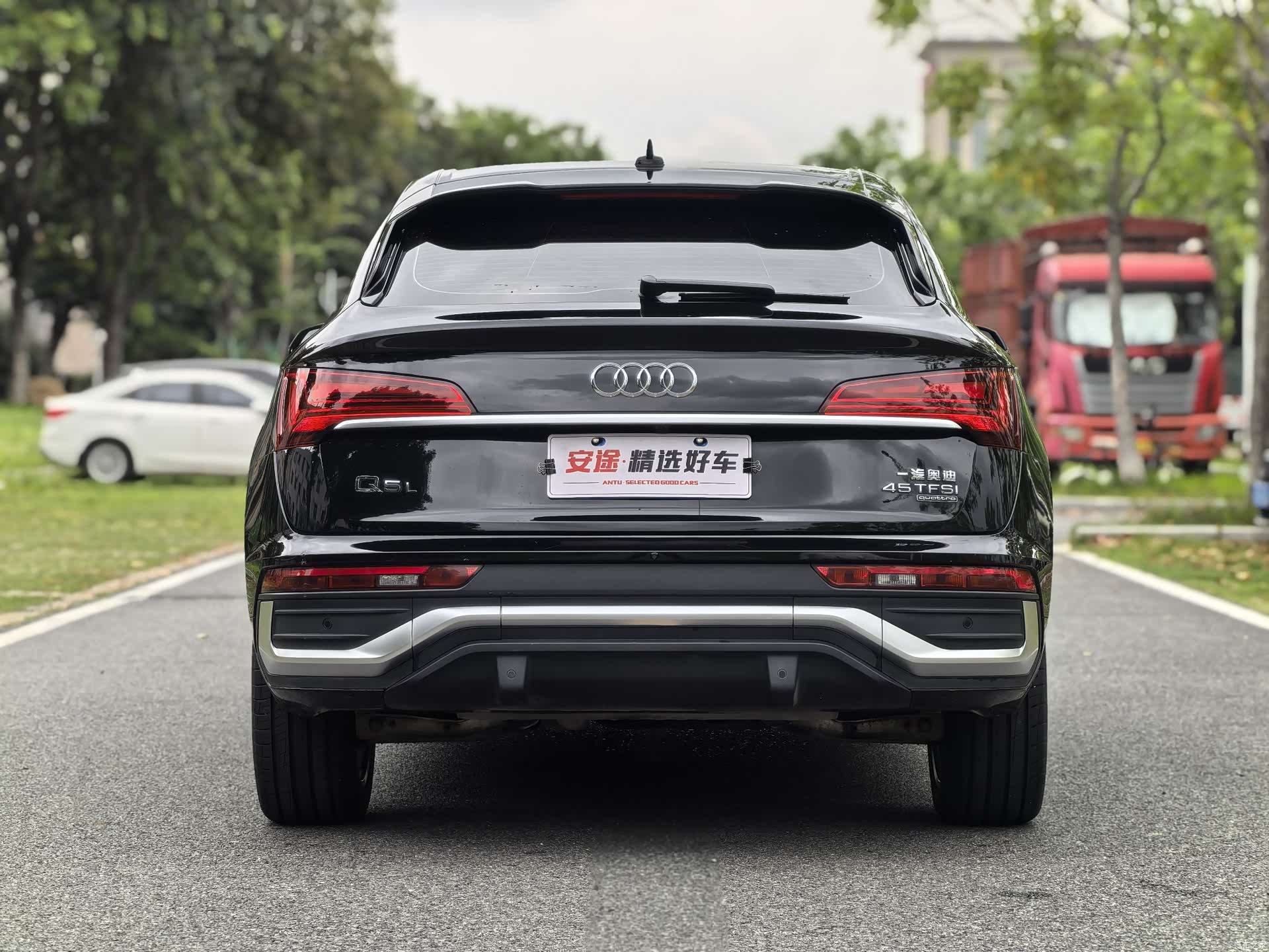Audi Q5L, 2022 4