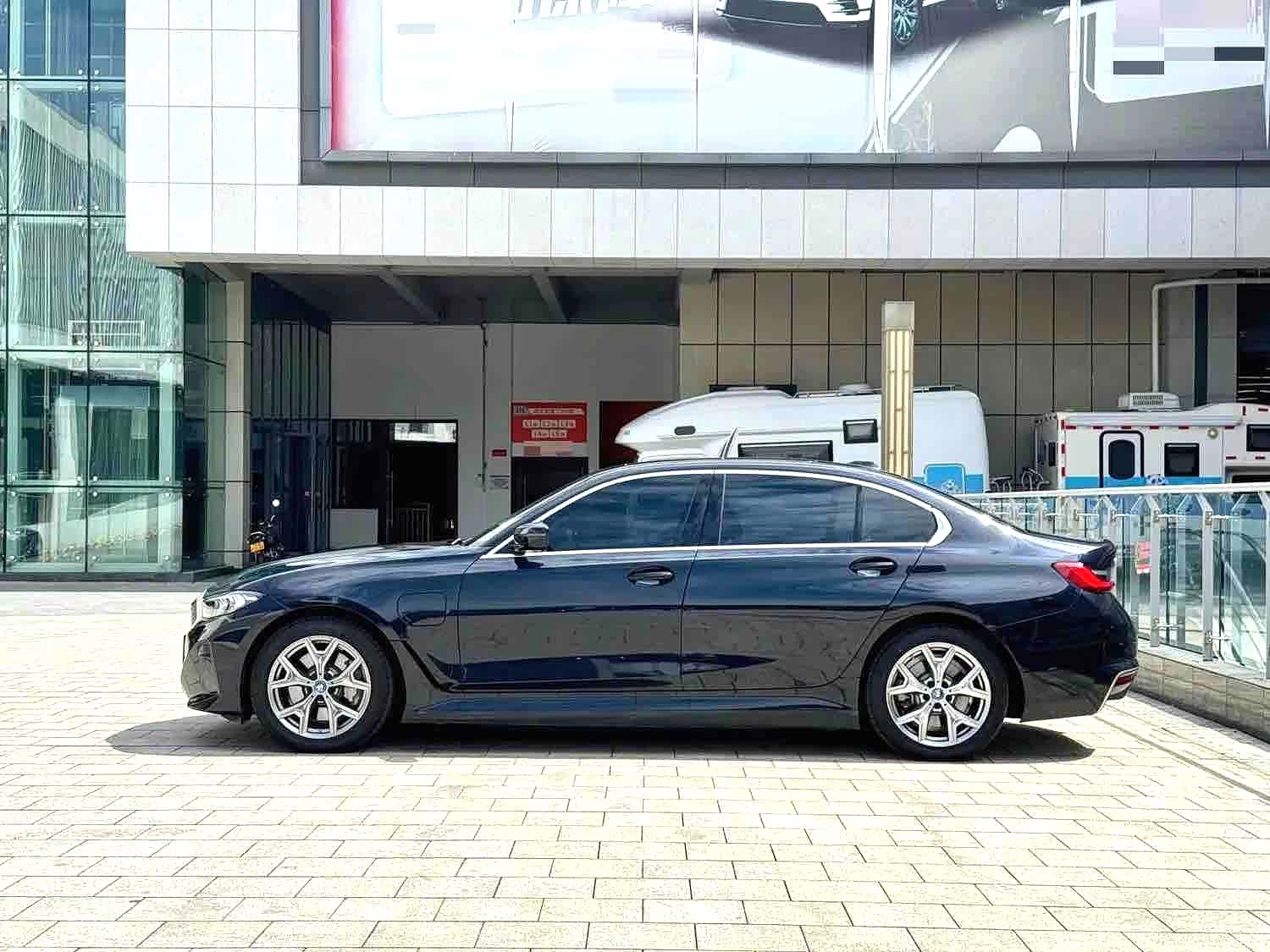 BMW i3, 2023 8