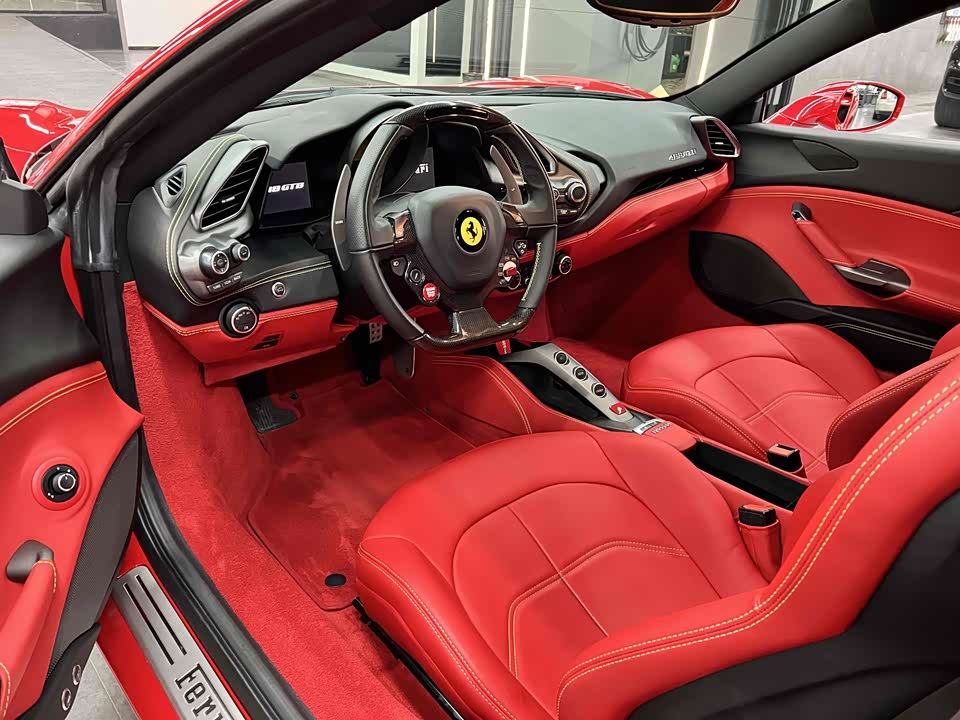 Ferrari 488