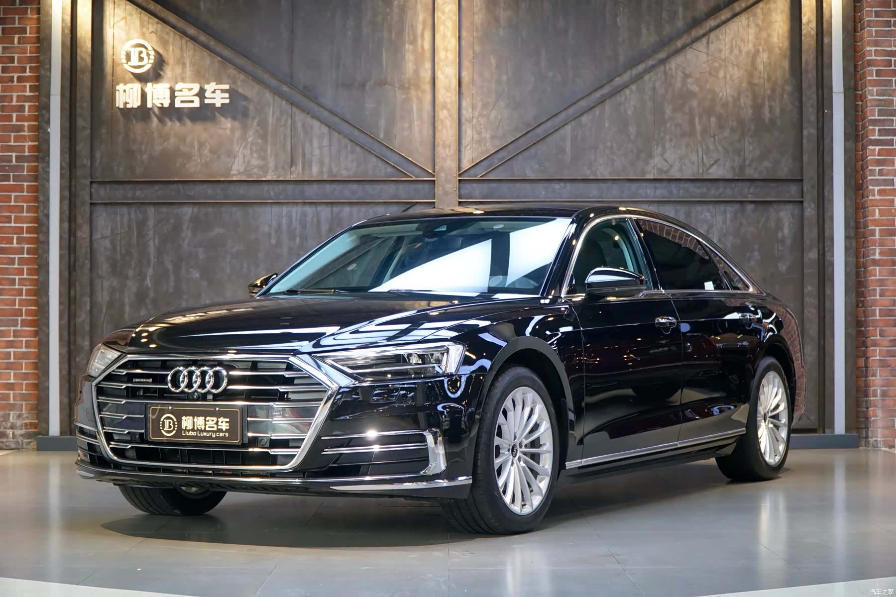 Audi A8L, 2022 1