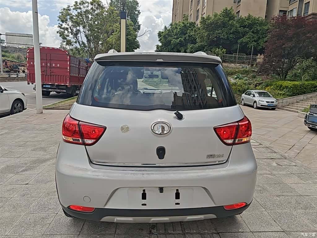 Great Wall M4, 2014 6