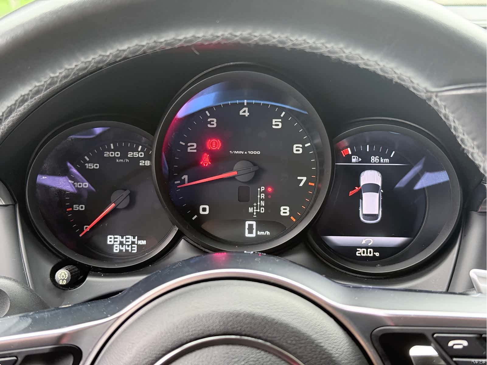 Porsche Macan, 2020 все фото