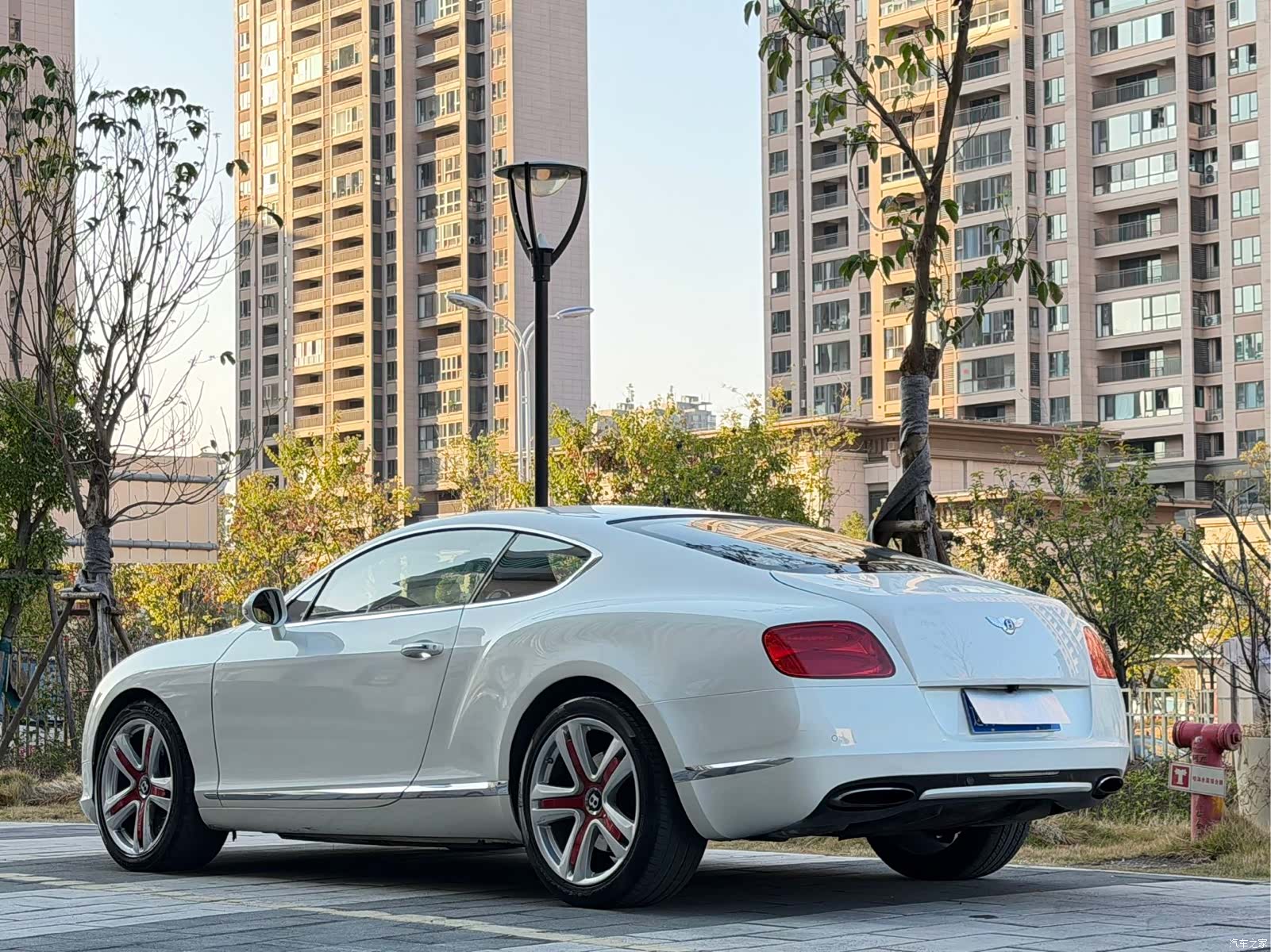Bentley Continental GT, 2012 все фото