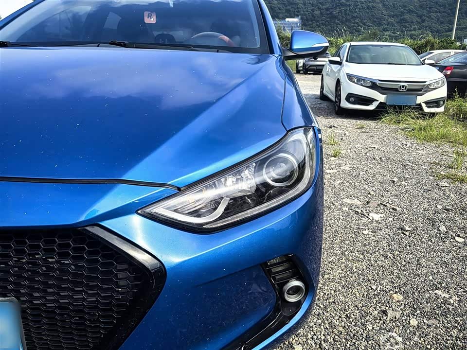 Hyundai Lead