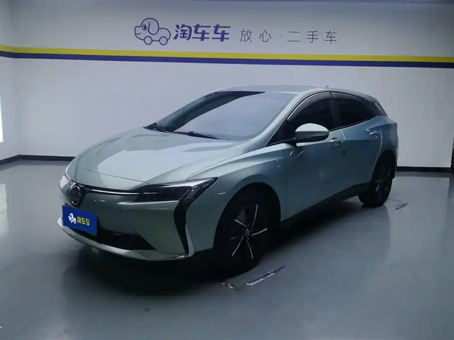 Buick Slightly blue 6