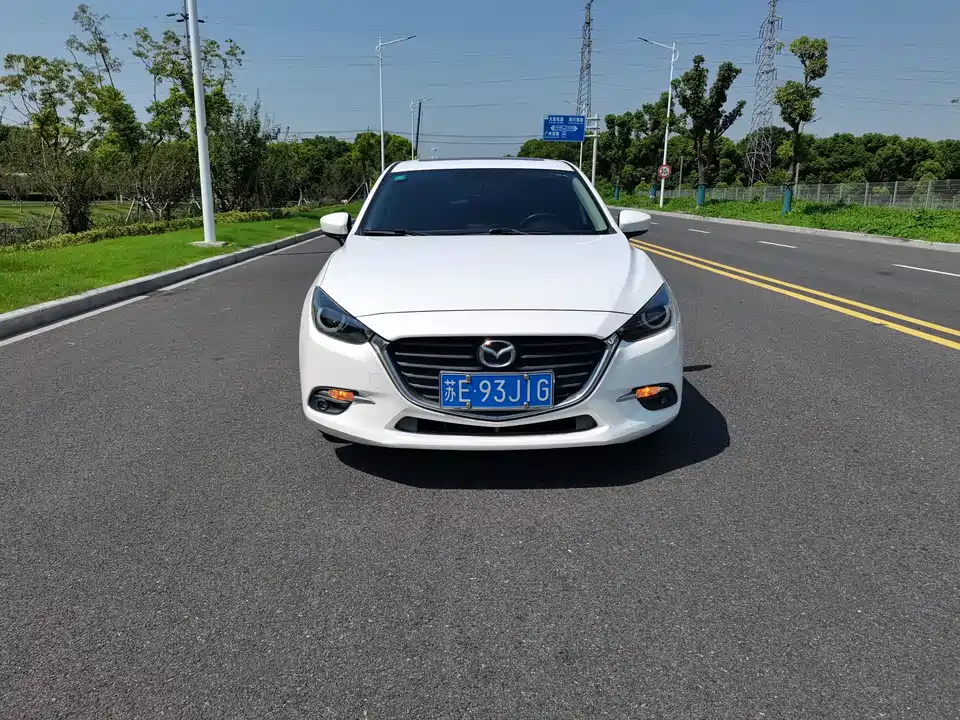 Mazda 3 Angkesaila