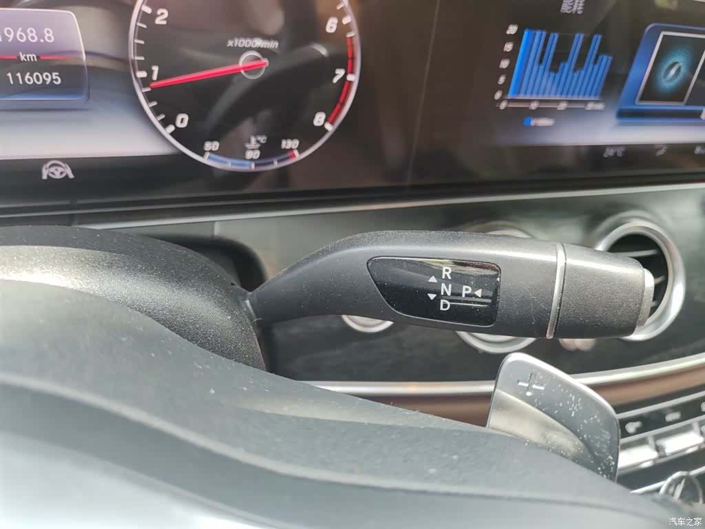 Mercedes-Benz E-Class, 2019 10