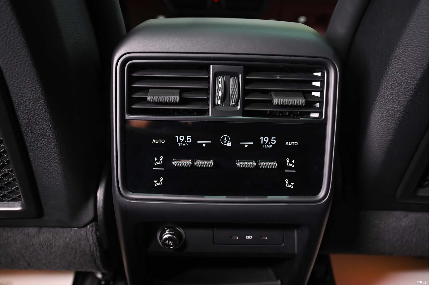 Porsche Cayenne, 2025 18
