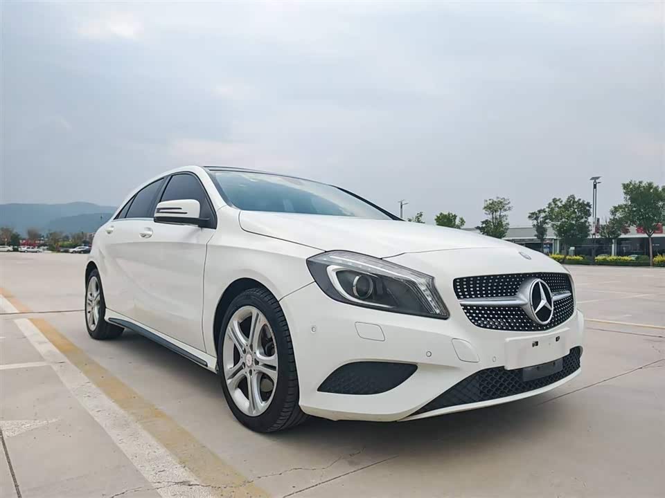 Mercedes-Benz Class A Mercedes-Benz Class A