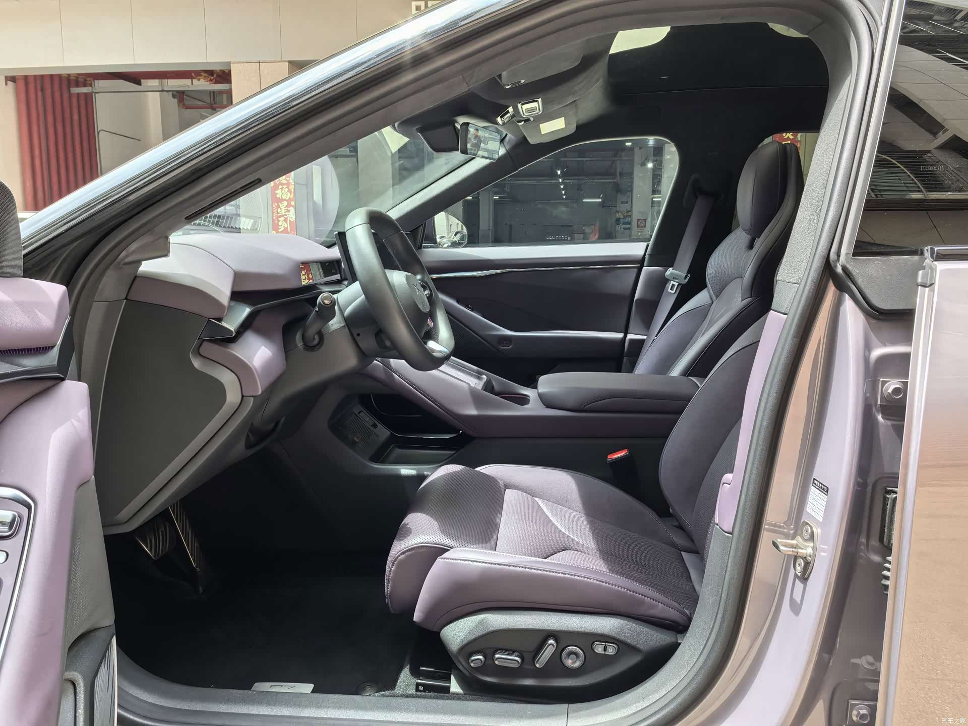 Xpeng P7, 2025 9