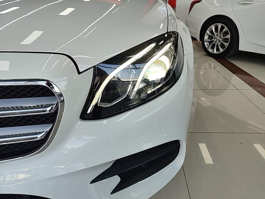 Mercedes-Benz E-Class 2020, фото 23