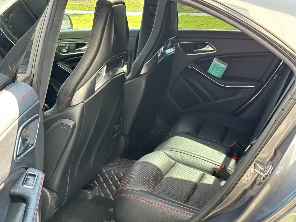 Mercedes-Benz CLA AMG