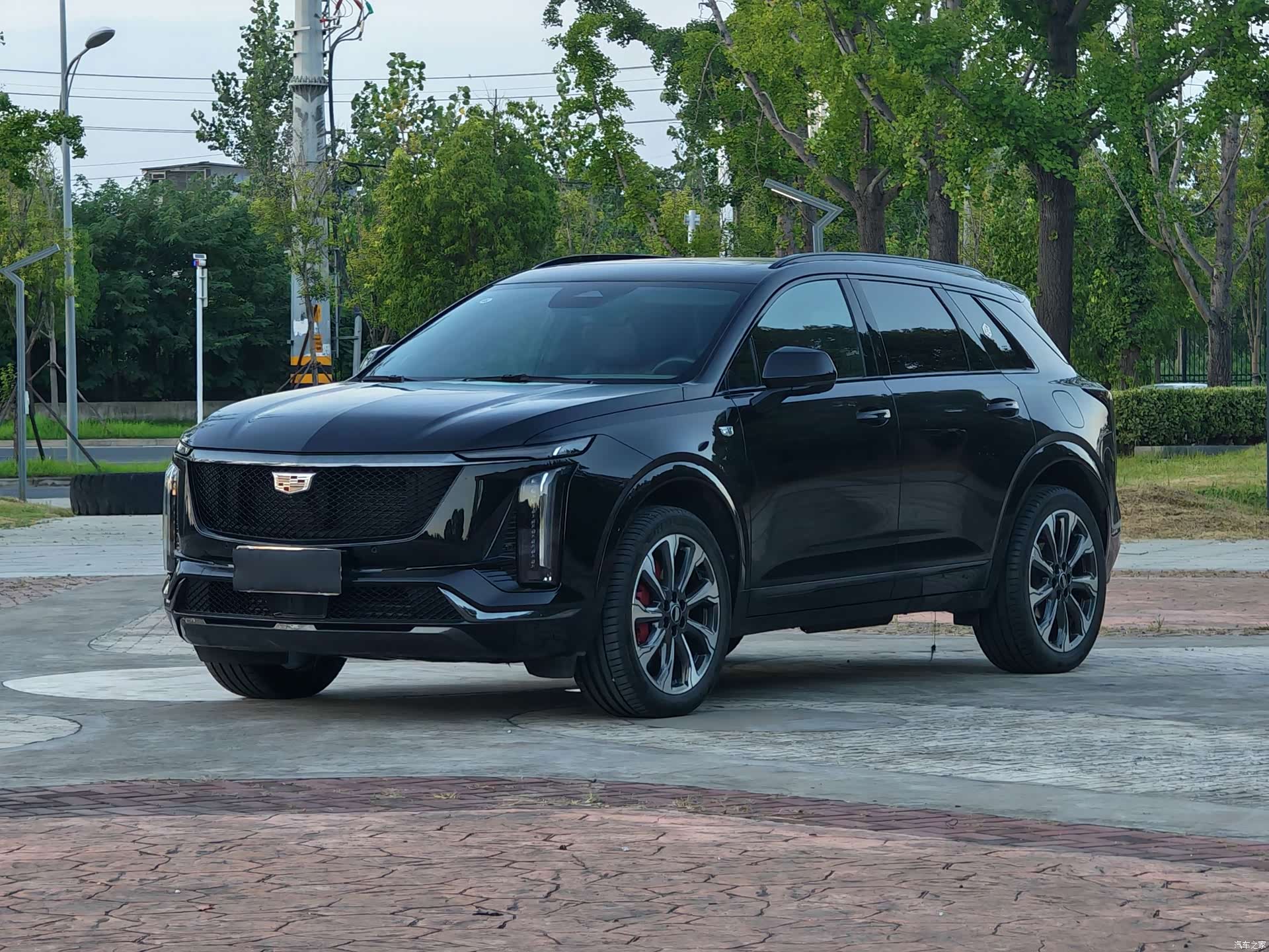 Cadillac XT5, 2025 1