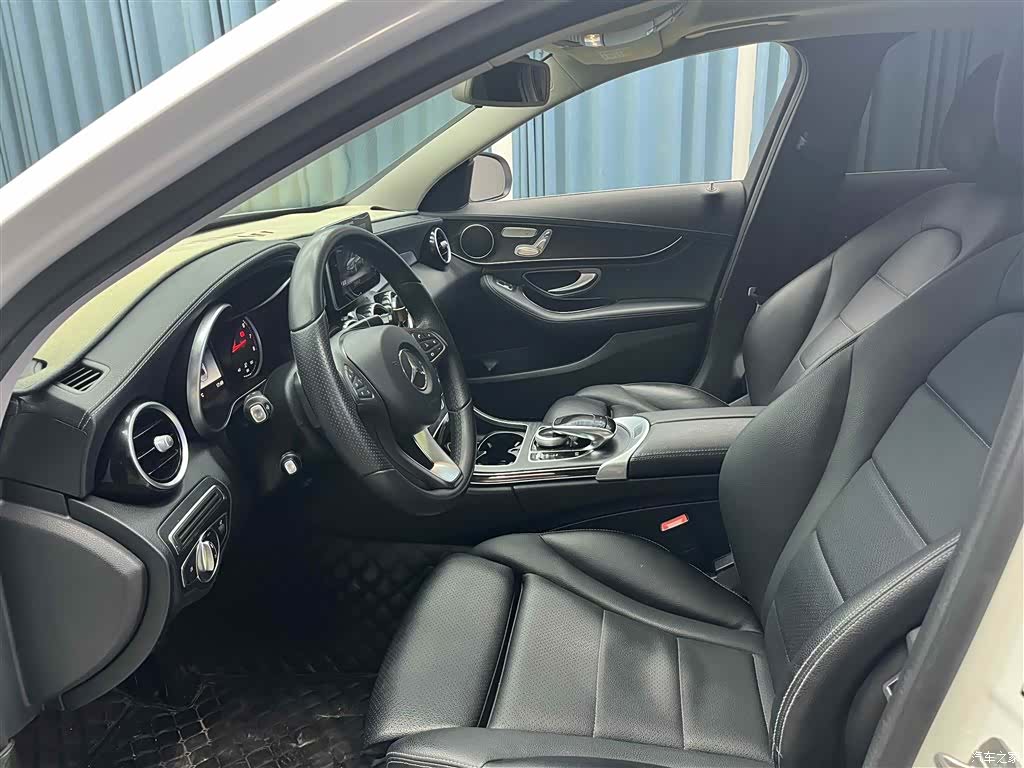 Mercedes-Benz C-Class, 2018 4