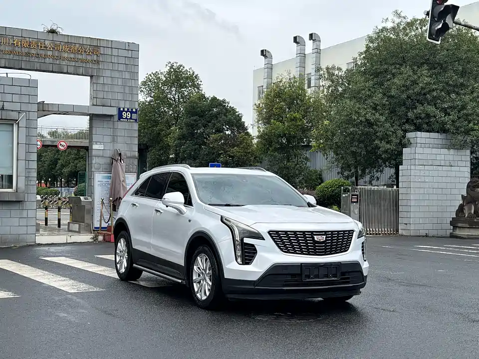 Cadillac XT4