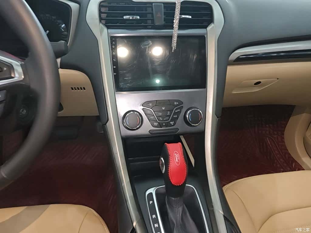 Ford Mondeo, 2014 13