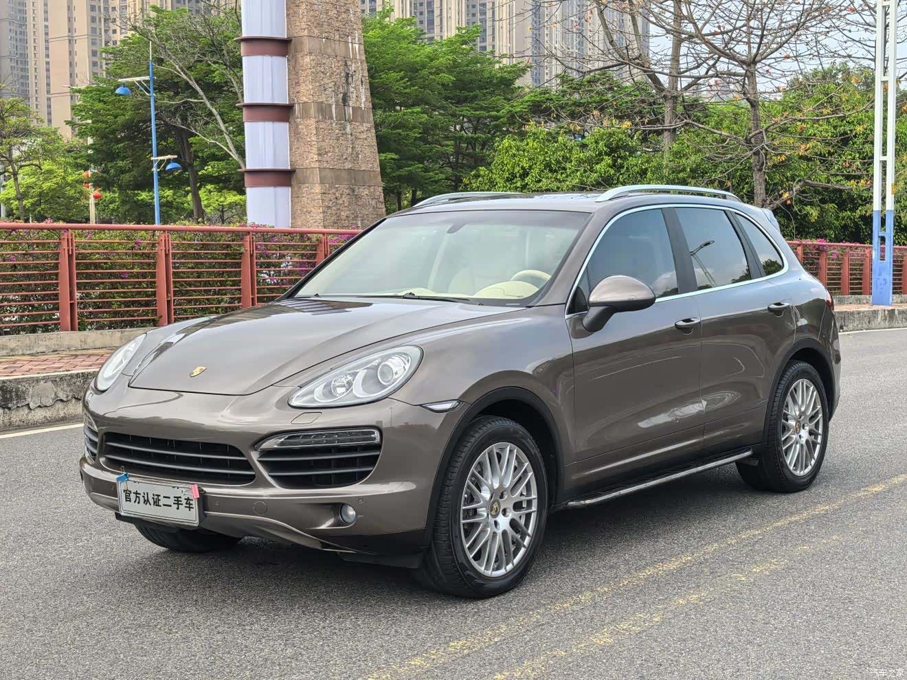 Porsche Cayenne, 2012 1