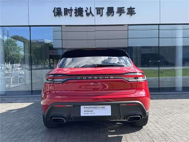 Porsche Macan