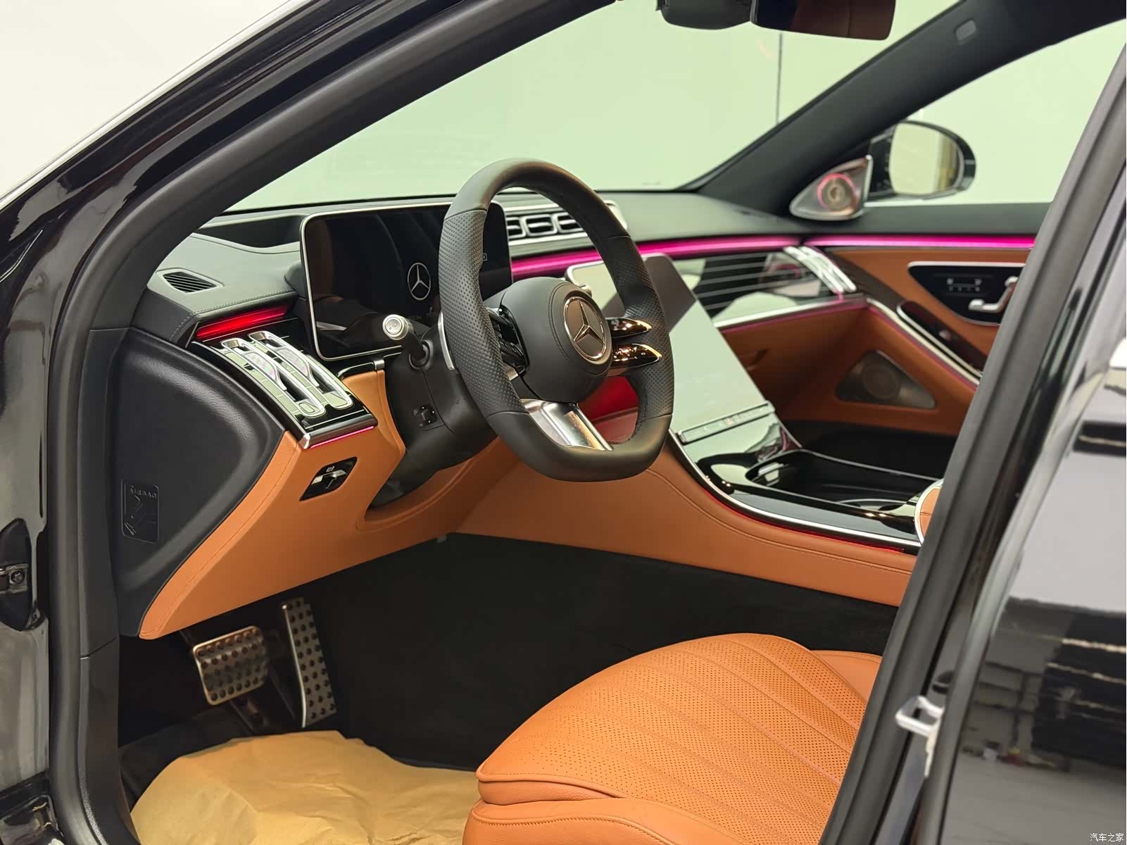 Mercedes-Benz S-Class, 2022 4