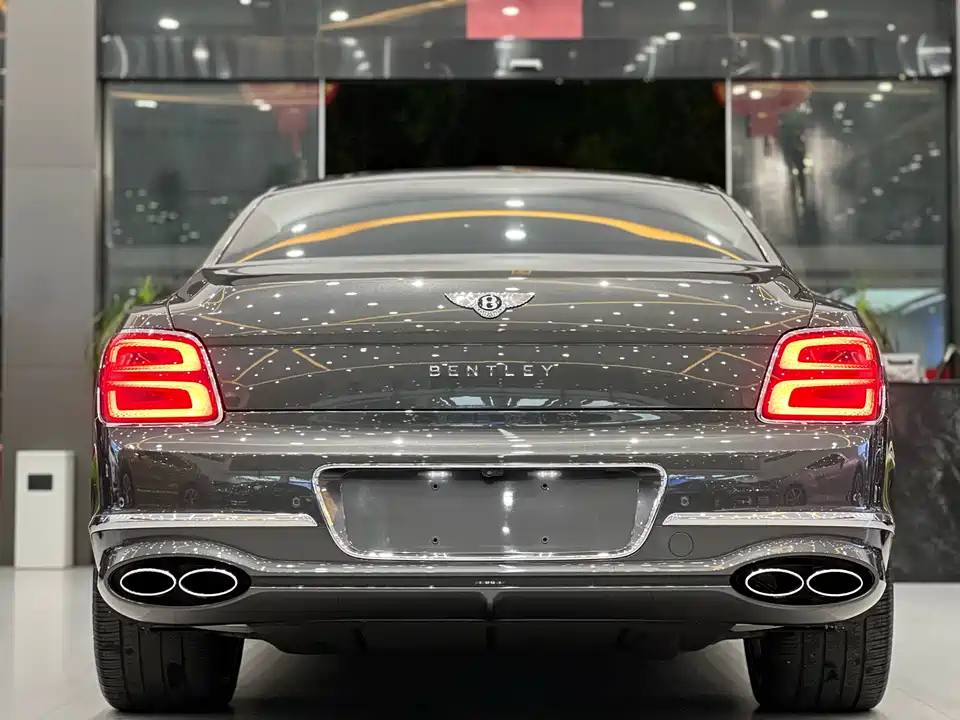 Bentley Flying