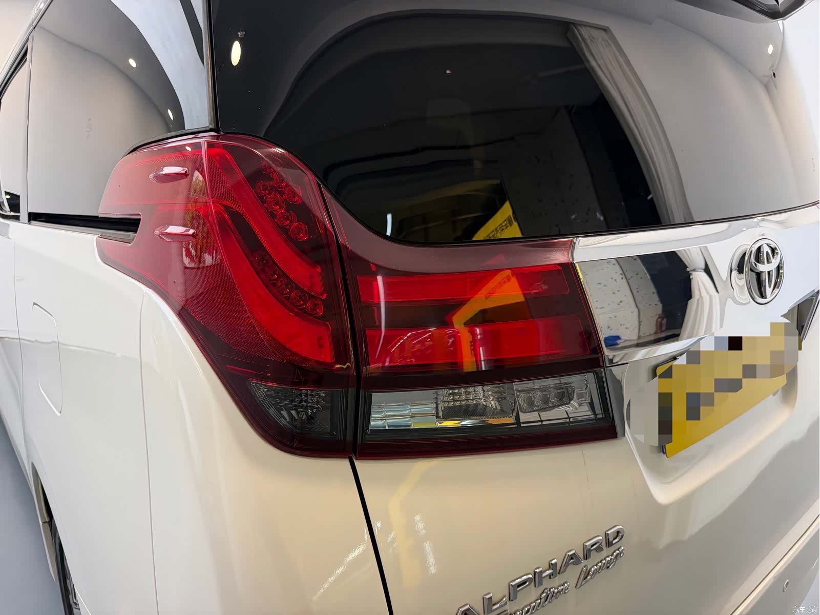 Toyota Alphard, 2017 6