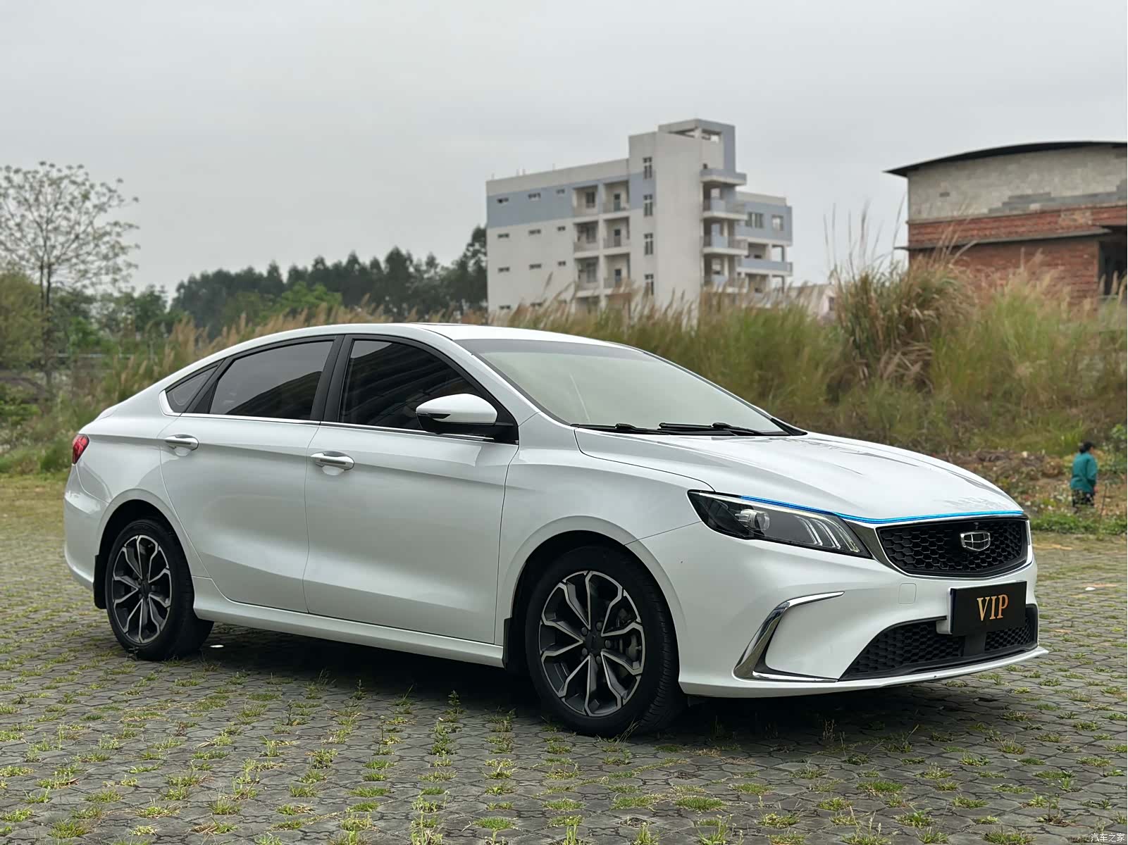 Geely Binray, 2021 3