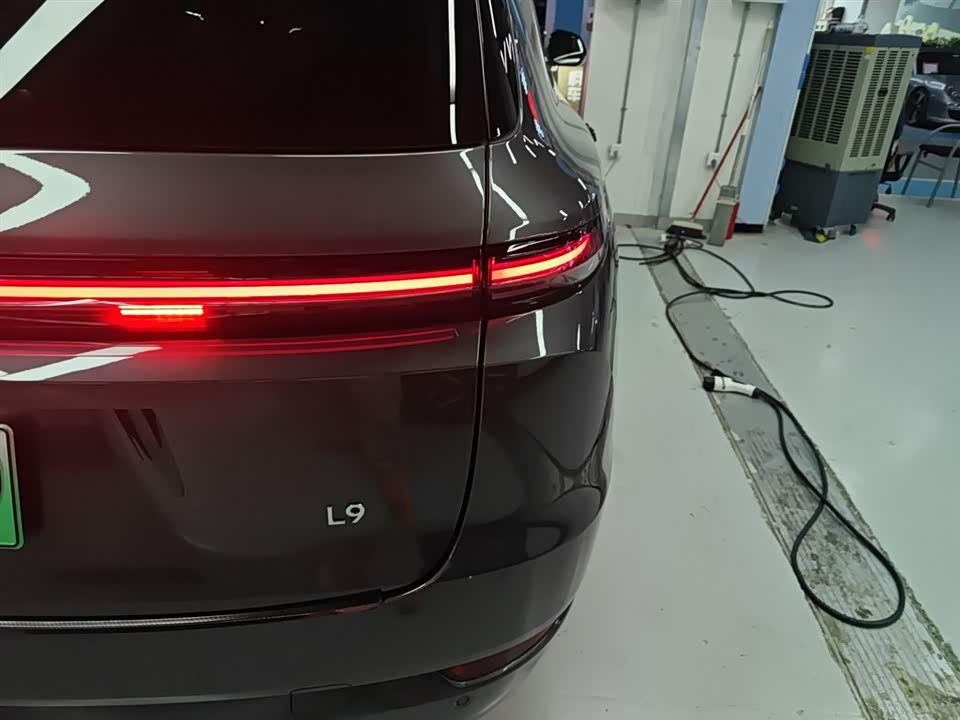 Li Auto Ideal L9