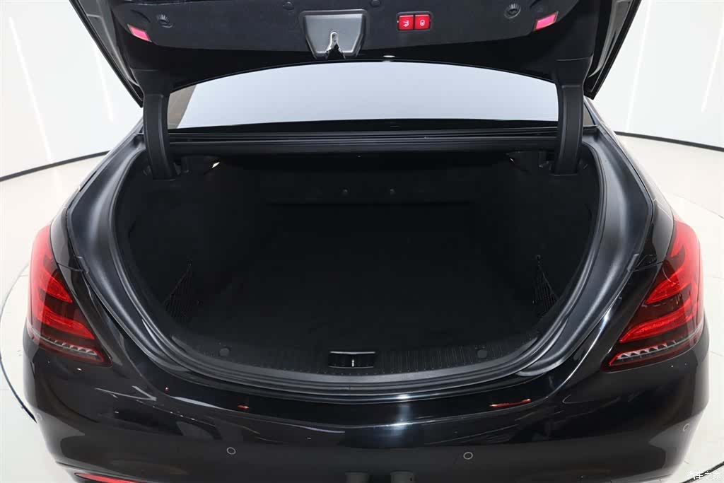 Mercedes-Benz S-Class, 2019 23