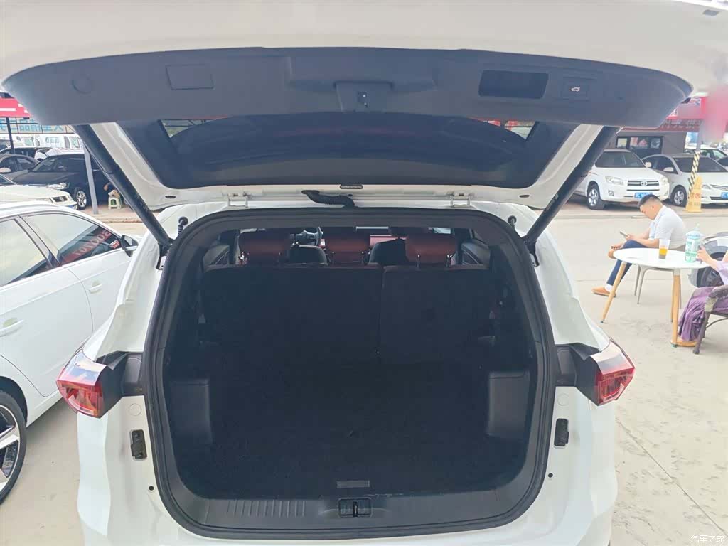 Jetour X70, 2024 8