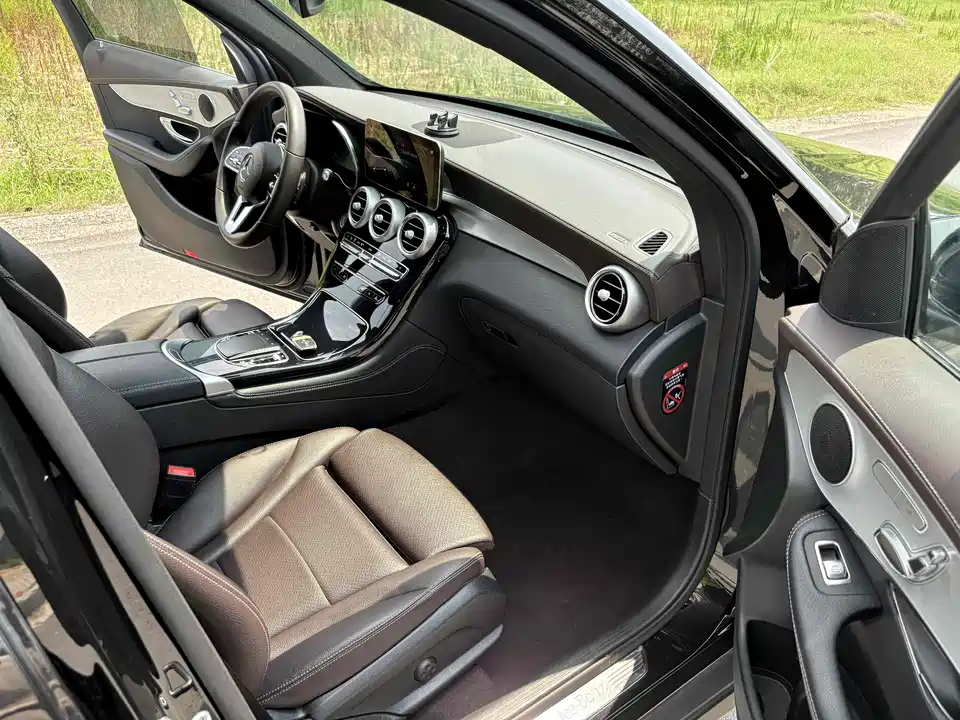 Mercedes-Benz GLC Mercedes-Benz GLC