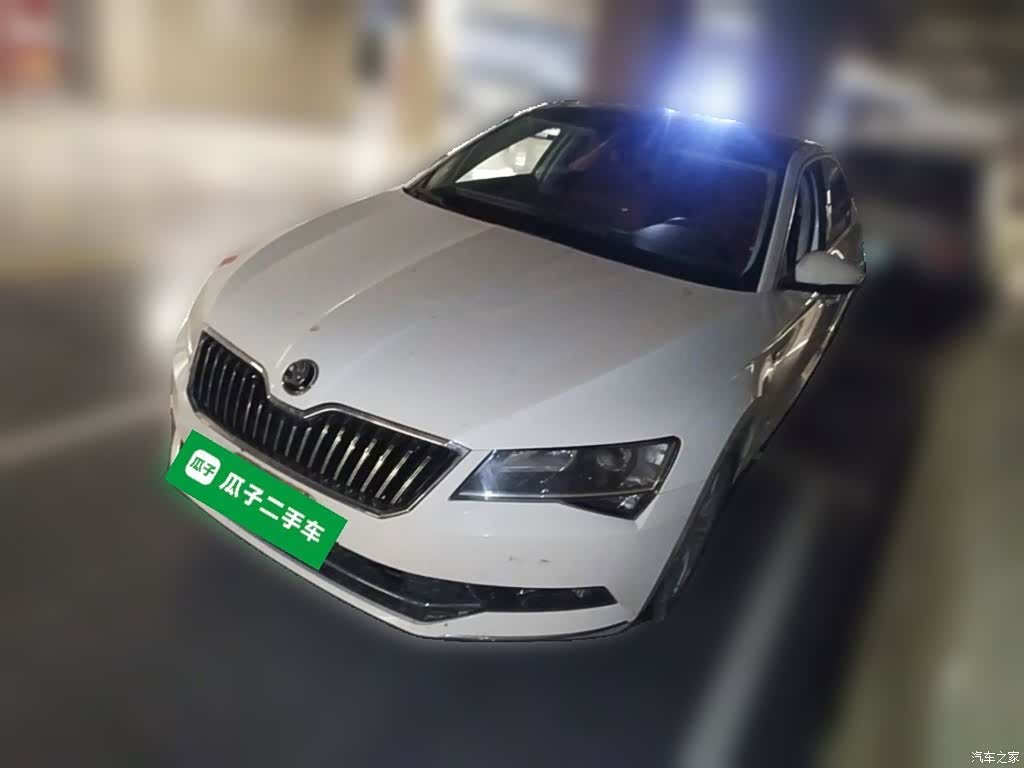 Skoda Superb, 2017 3