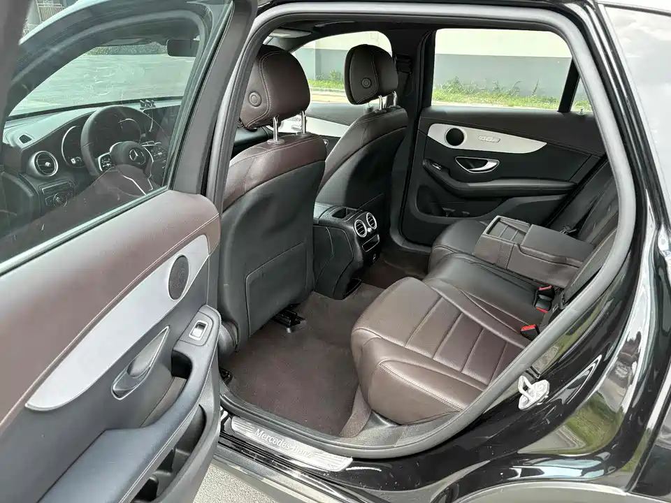 Mercedes-Benz GLC Mercedes-Benz GLC