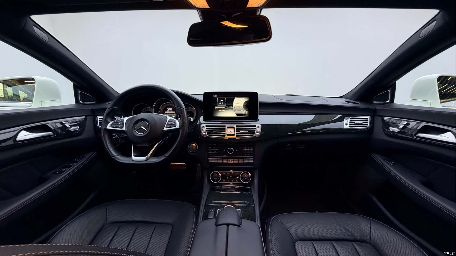 Mercedes-Benz CLS, 2016 12