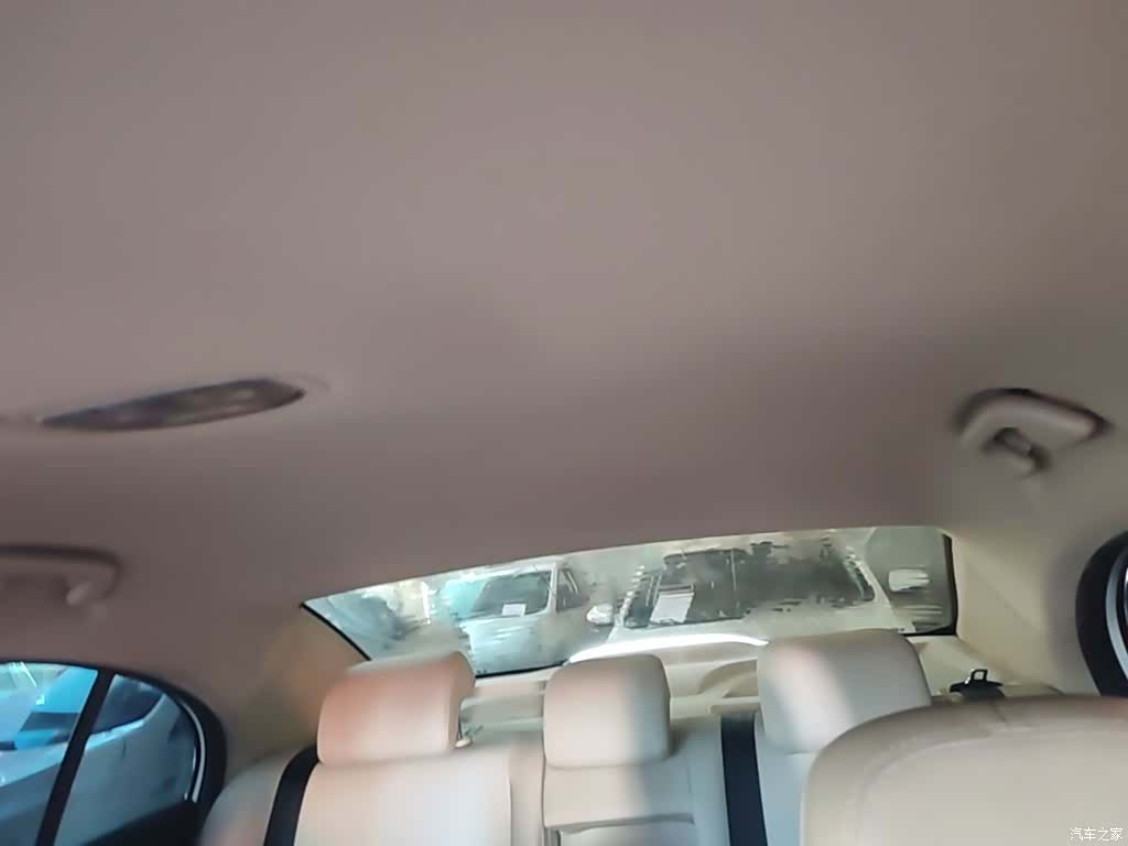 Geely Emgrand, 2018 18