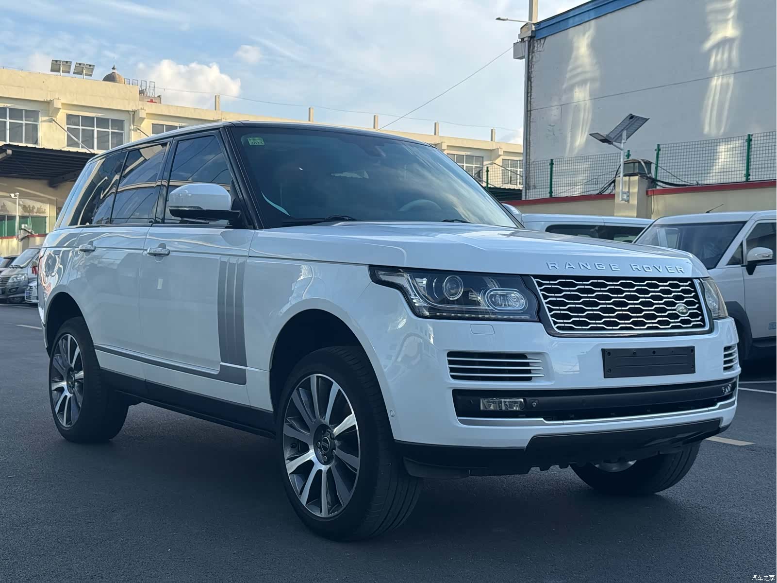 Land Rover Range Rover, 2015 3