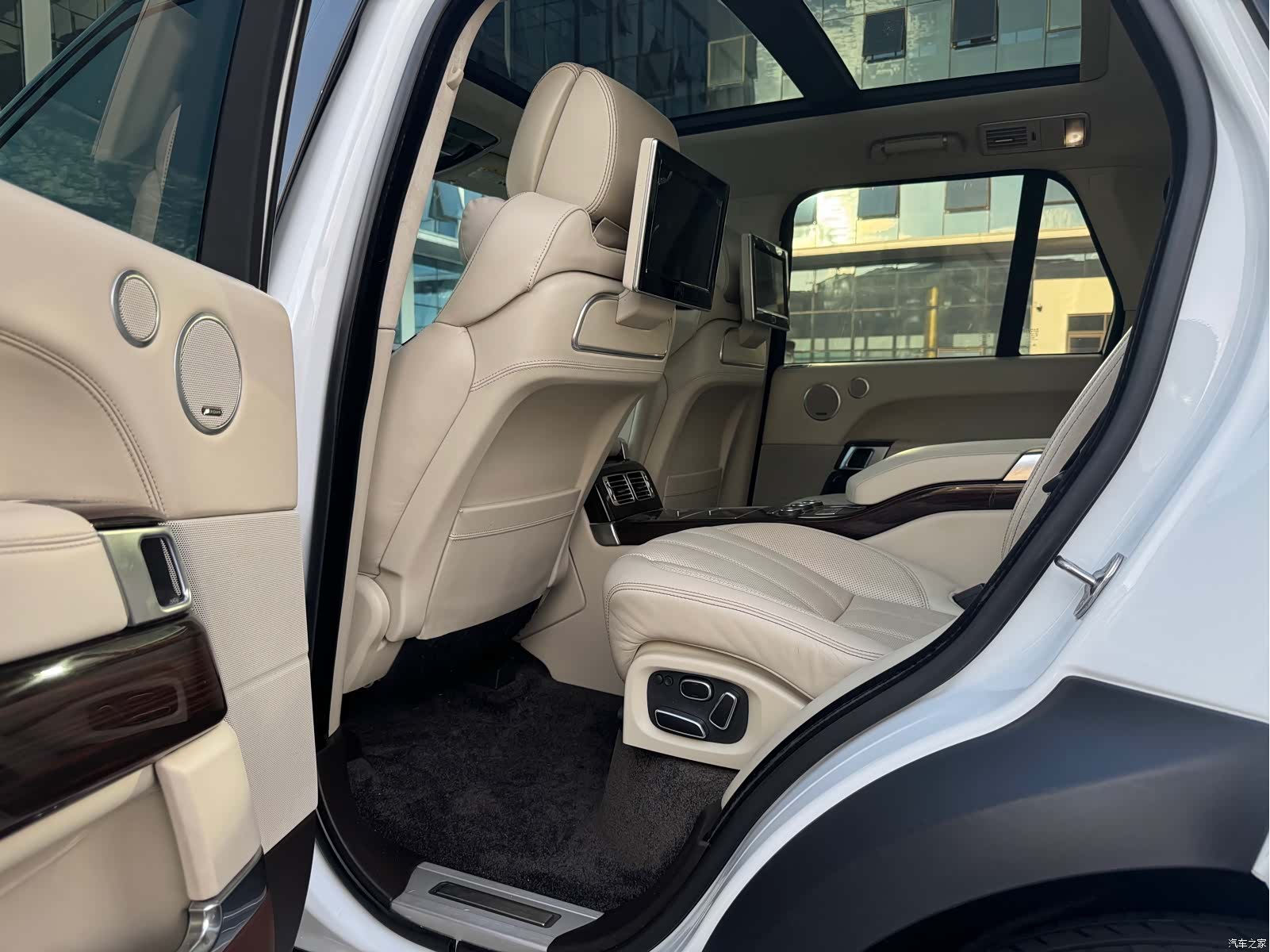 Land Rover Range Rover, 2015 8