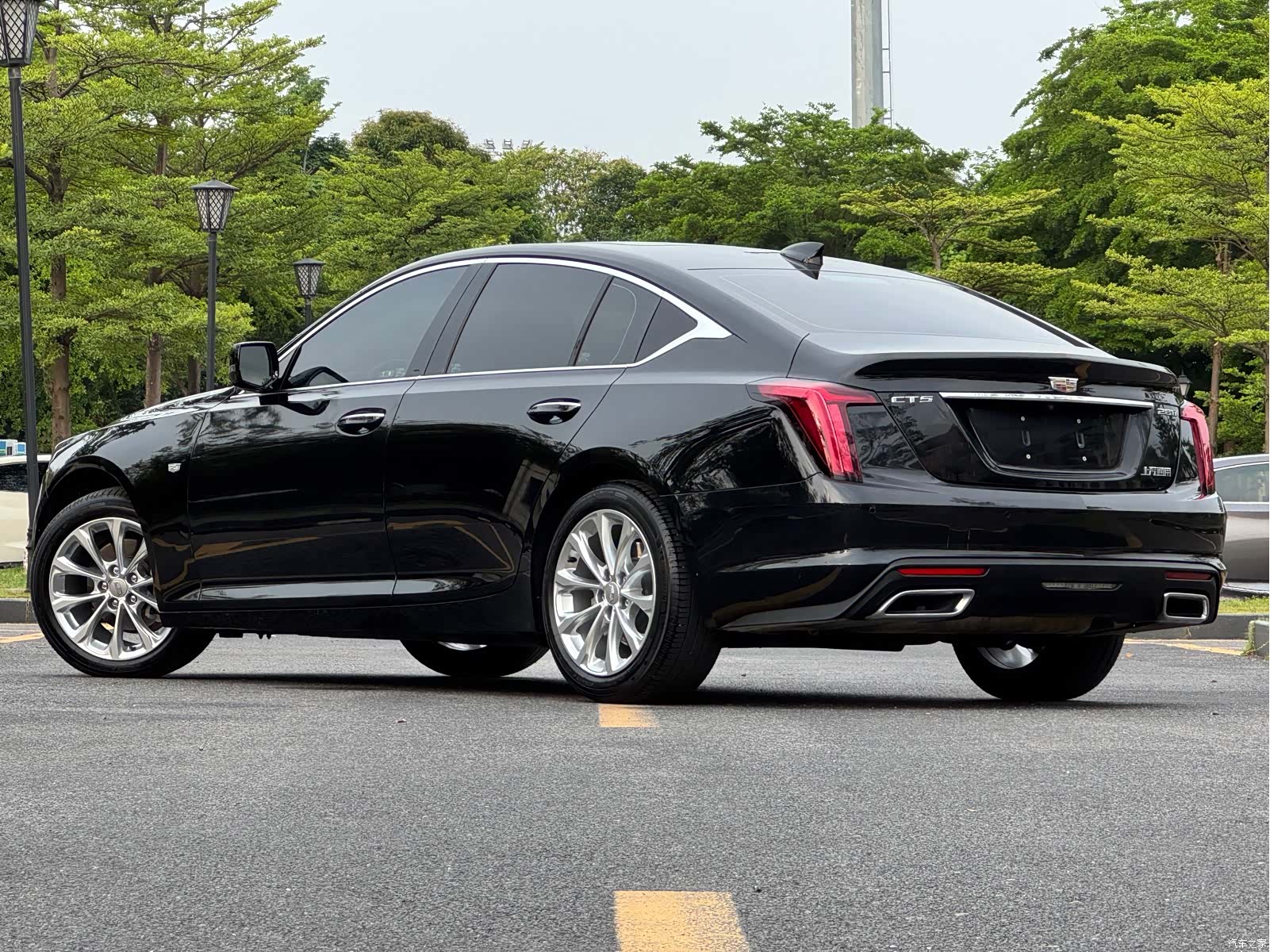 Cadillac CT5, 2023 все фото