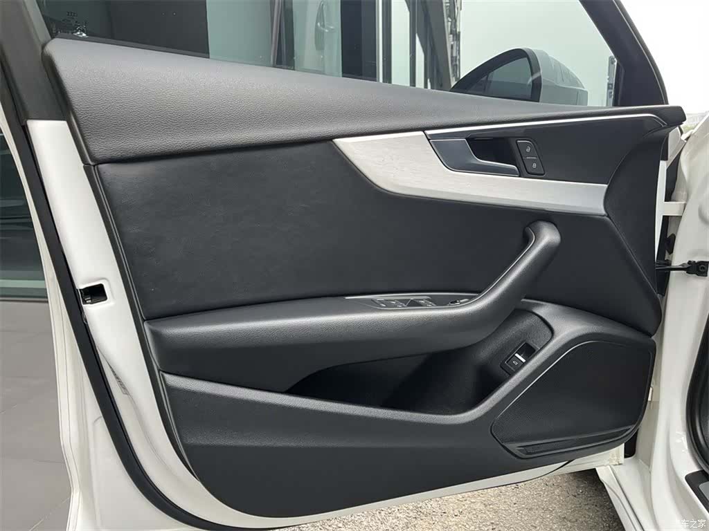Audi A4L, 2020 14