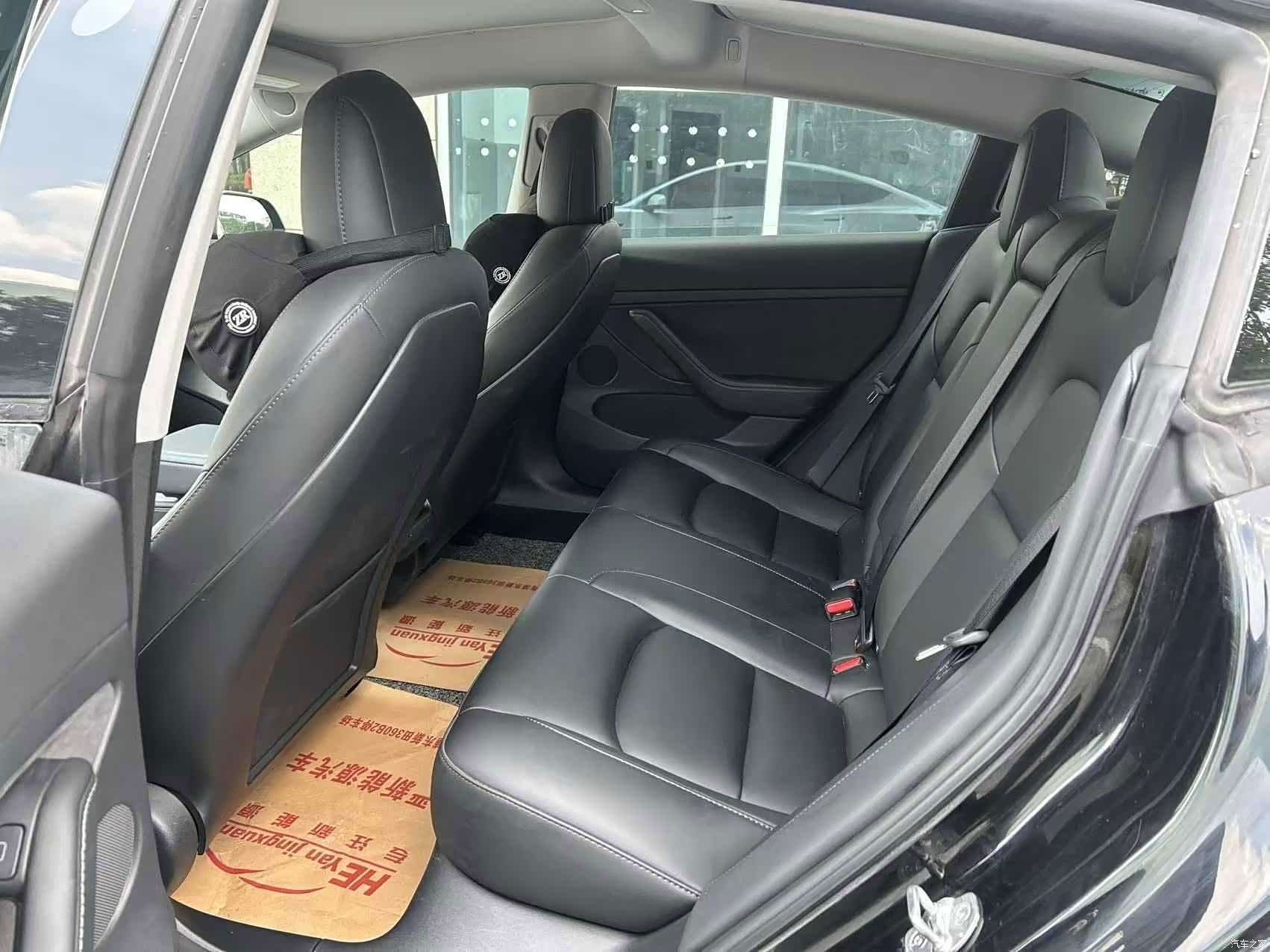 Tesla Model 3, 2023 4
