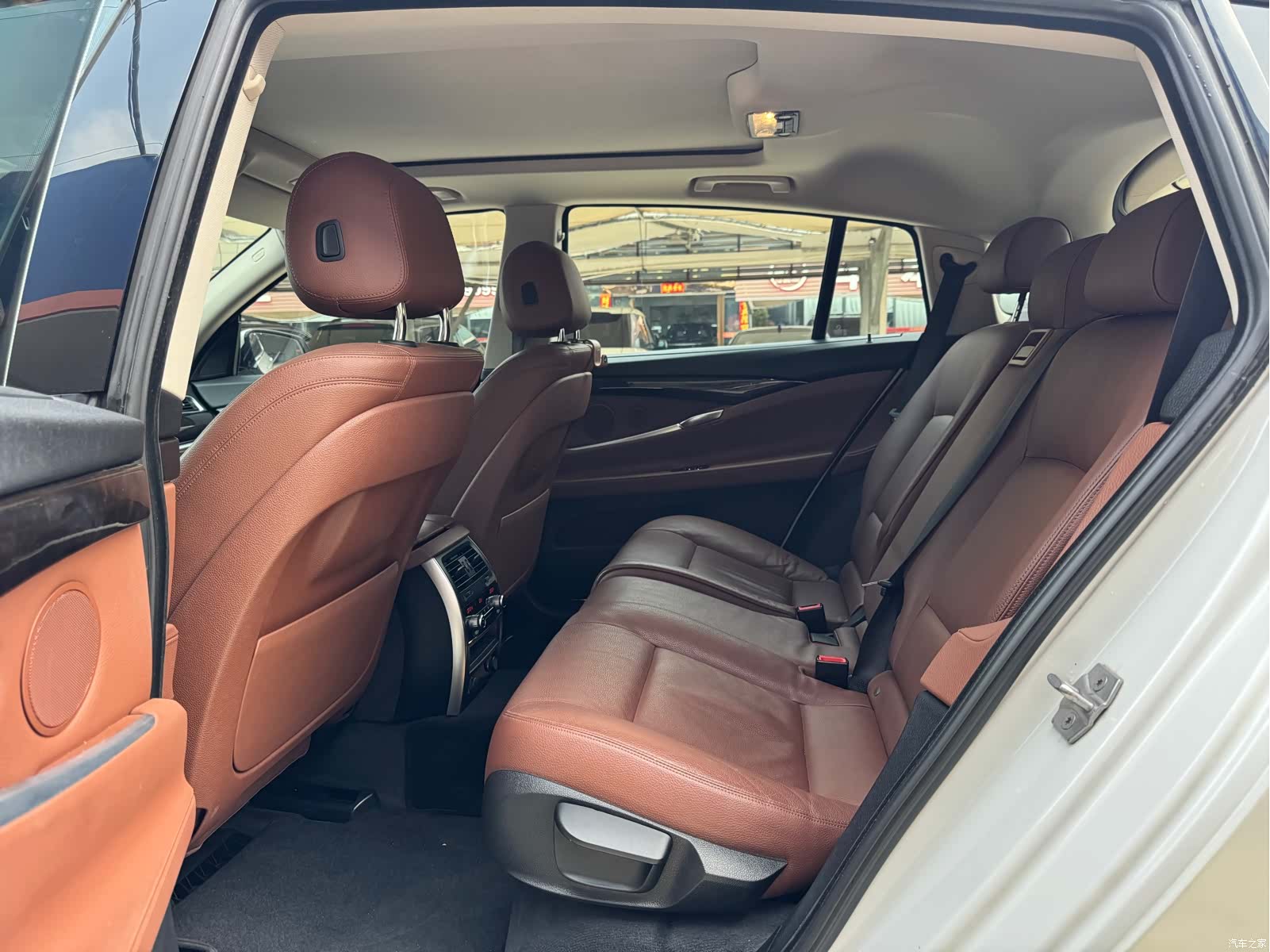 BMW 5 Series, 2017 10