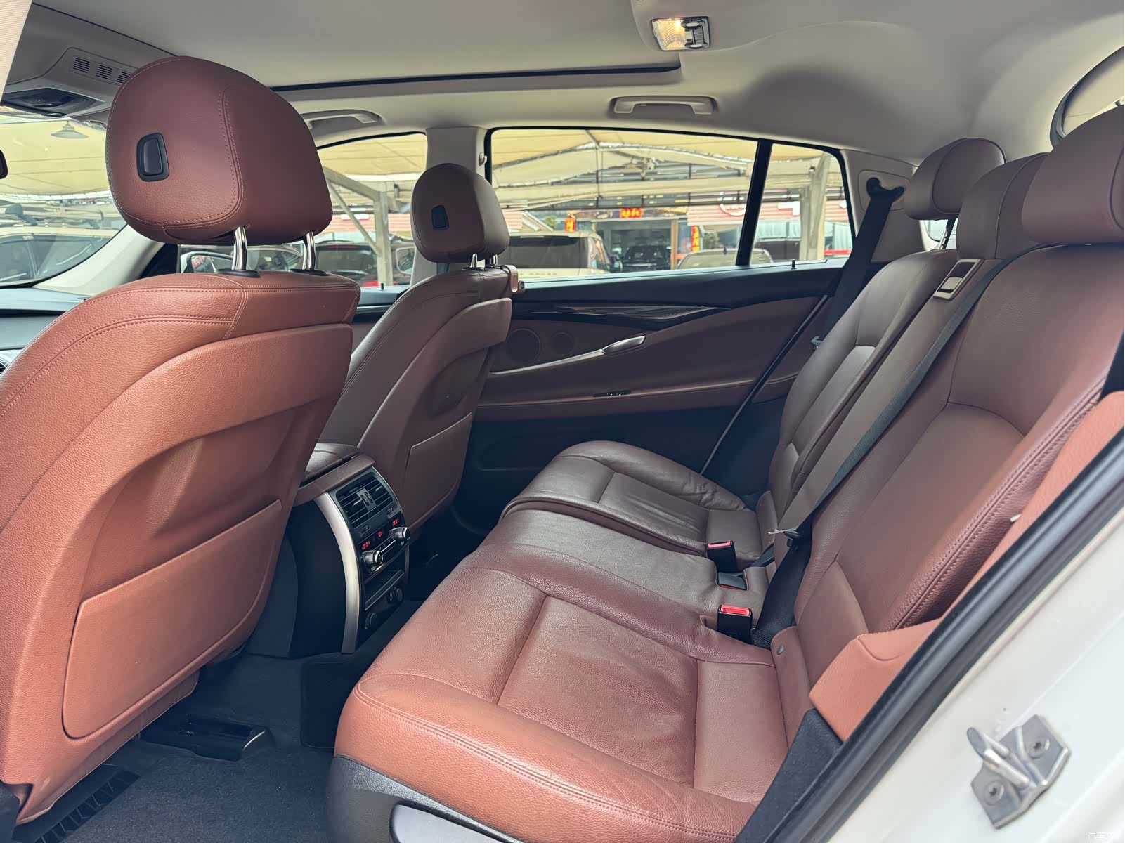 BMW 5 Series, 2017 11