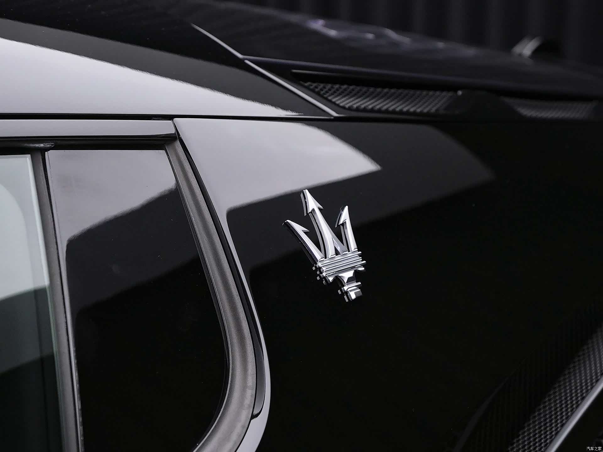 Maserati MC20, 2023 7
